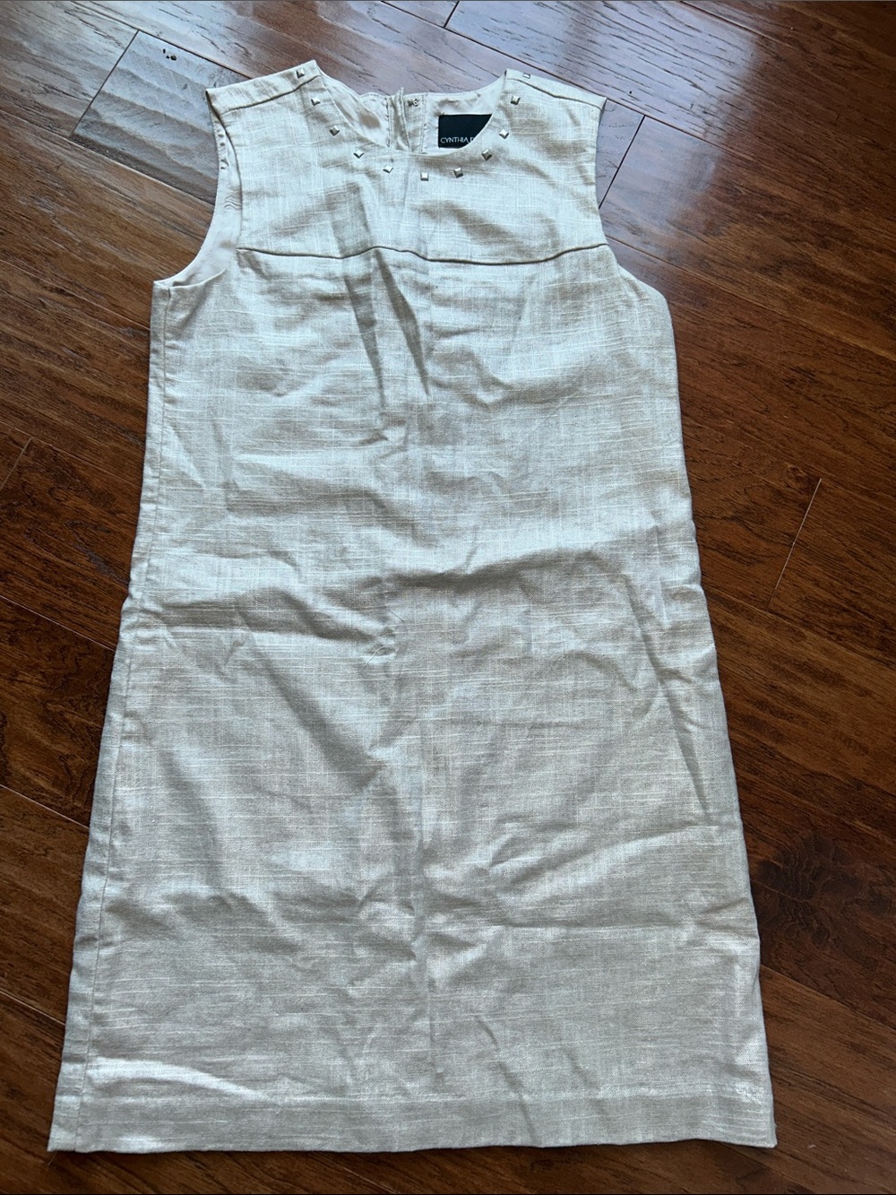 Cynthia Rowley Neutral Sleeveless Shift Dress with Stud Neckline Sz 6,  55%linen